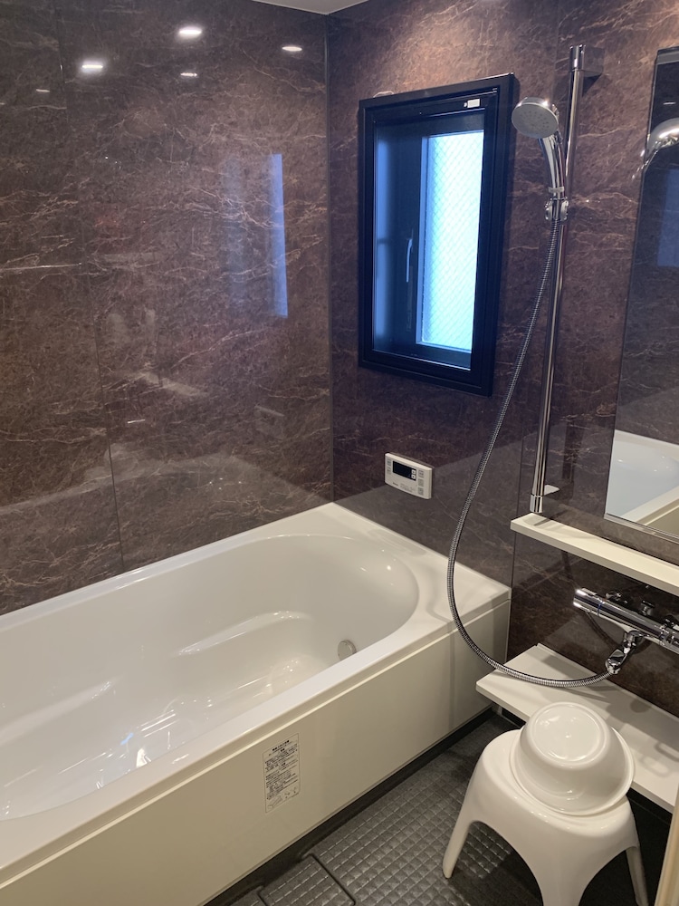 デラックス アパートメント バスルーム0 | ヨーロピアンハウス冷泉