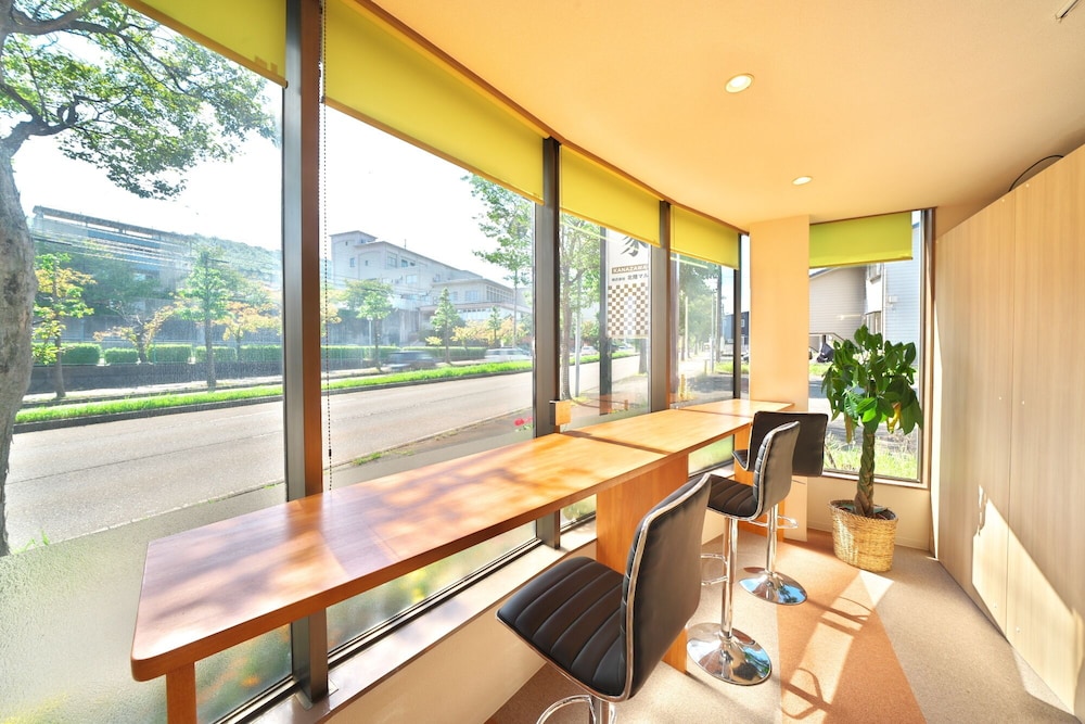 ロビーラウンジ1 | 金沢家