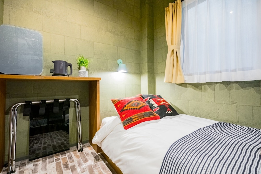 3人部屋 客室8 | IKIDANE Residential Hotel 駒込