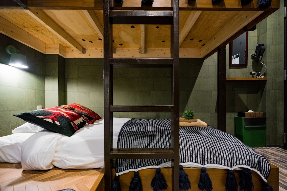 3人部屋 客室7 | IKIDANE Residential Hotel 駒込