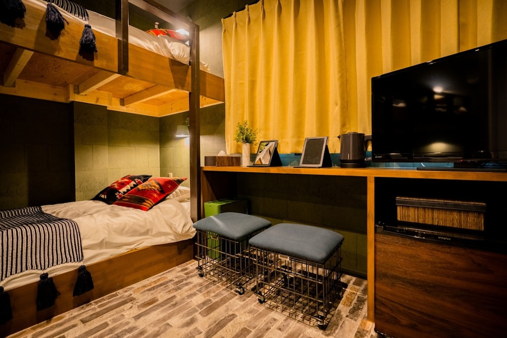 4人部屋 客室2 | IKIDANE Residential Hotel 駒込