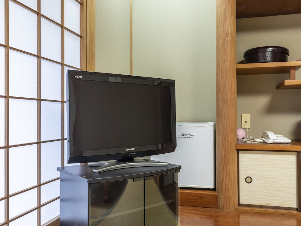 コンフォート 4 人部屋 客室15 | 国民宿舎あらふねリゾート
