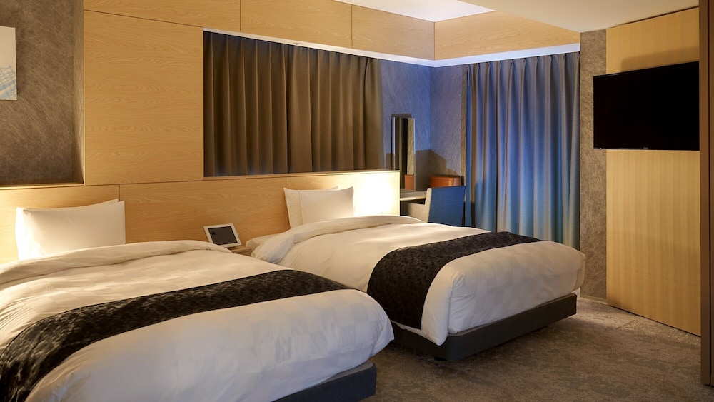 ロイヤル スイート 禁煙 客室0 | ホテルロイヤルクラシック大阪