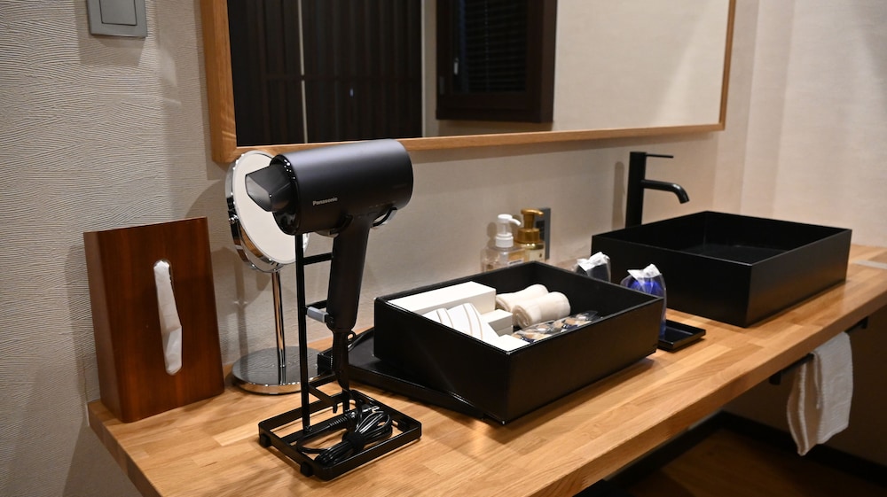 プレミアム ルーム 禁煙 客室1 | 宮島 離れの宿 IBUKU