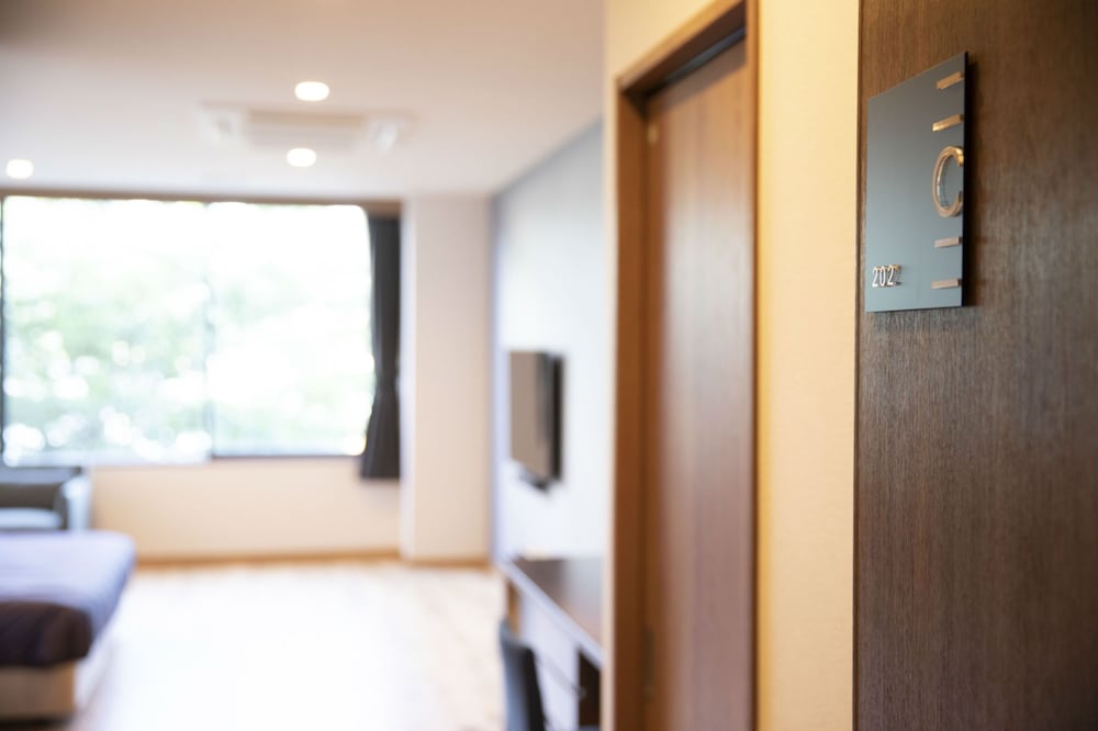 <源泉かけ流し温泉内湯> スーペリアダブルルーム (禁煙) 客室7 | 宮島 離れの宿 IBUKU