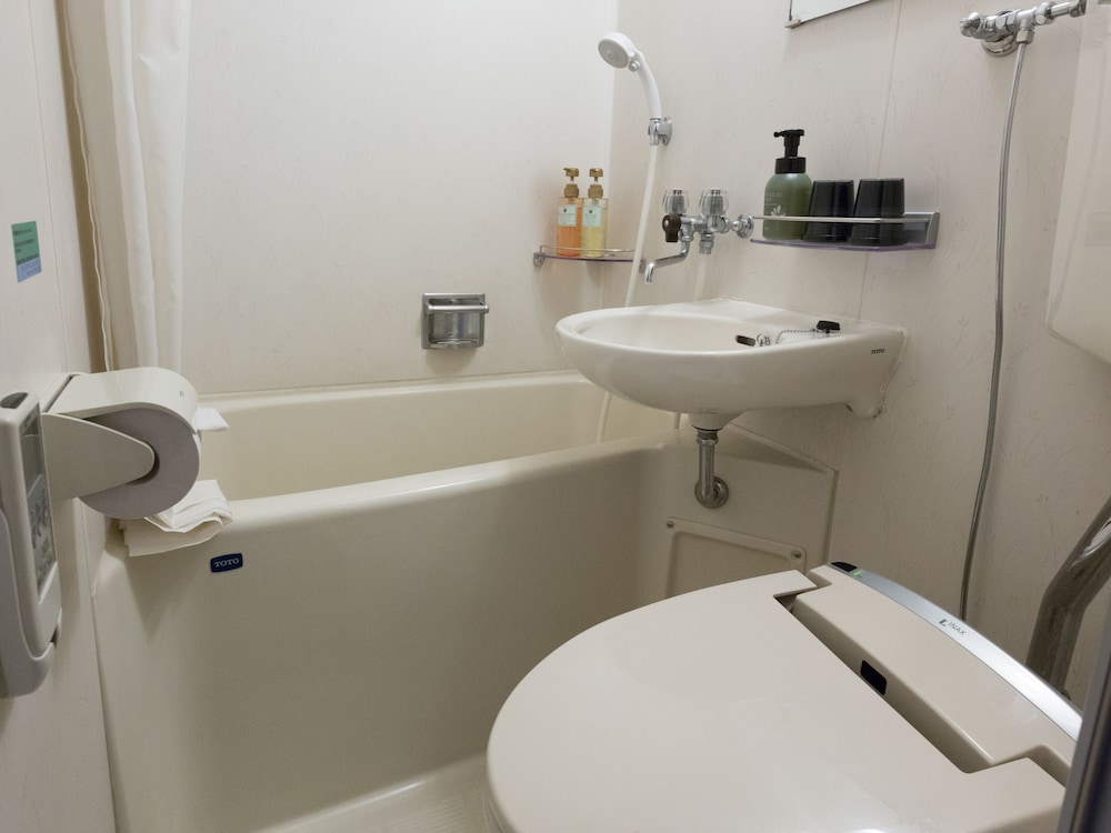 スタンダード ダブルルーム バスルーム0 | THE HOTELS HAKATA KASANE Bayside