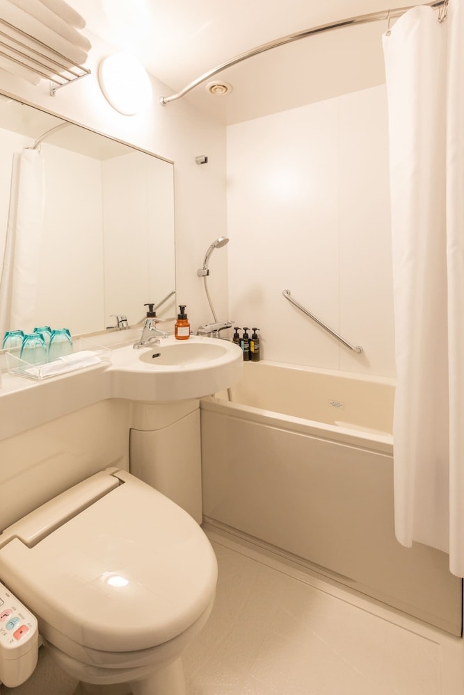 スタンダード ダブルルーム バスルーム0 | ファーイーストビレッジホテル東京有明