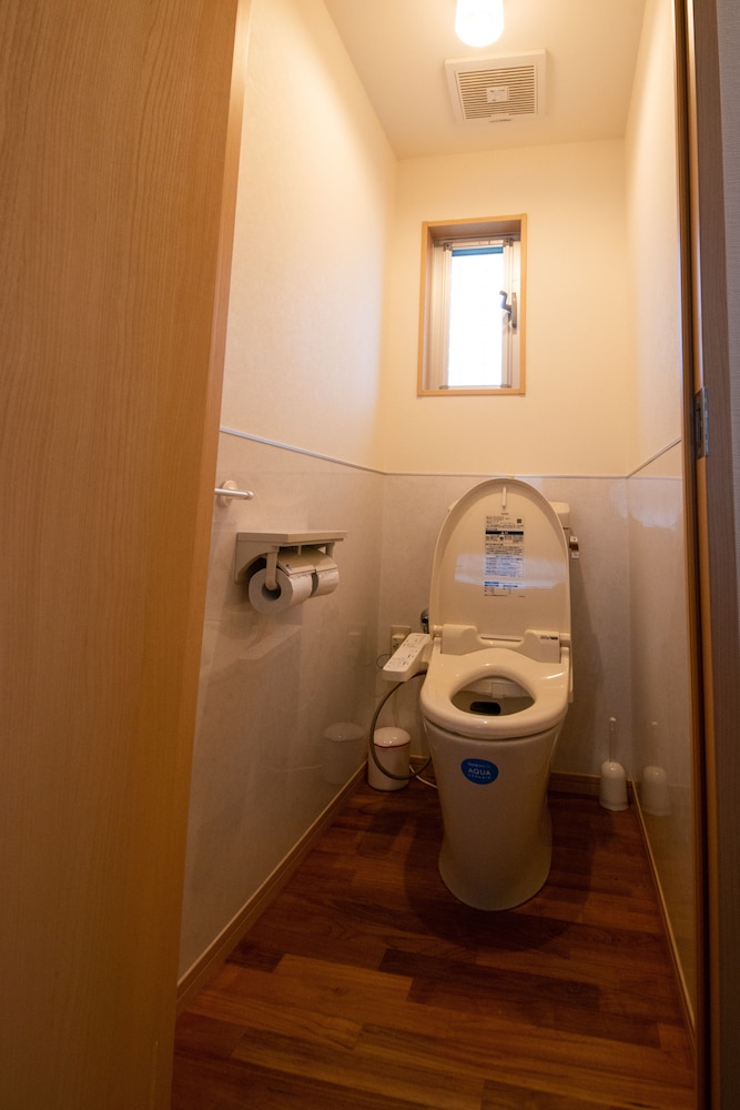 Pine House in ISHIGAKI バスルーム1 | Pine House in ISHIGAKI