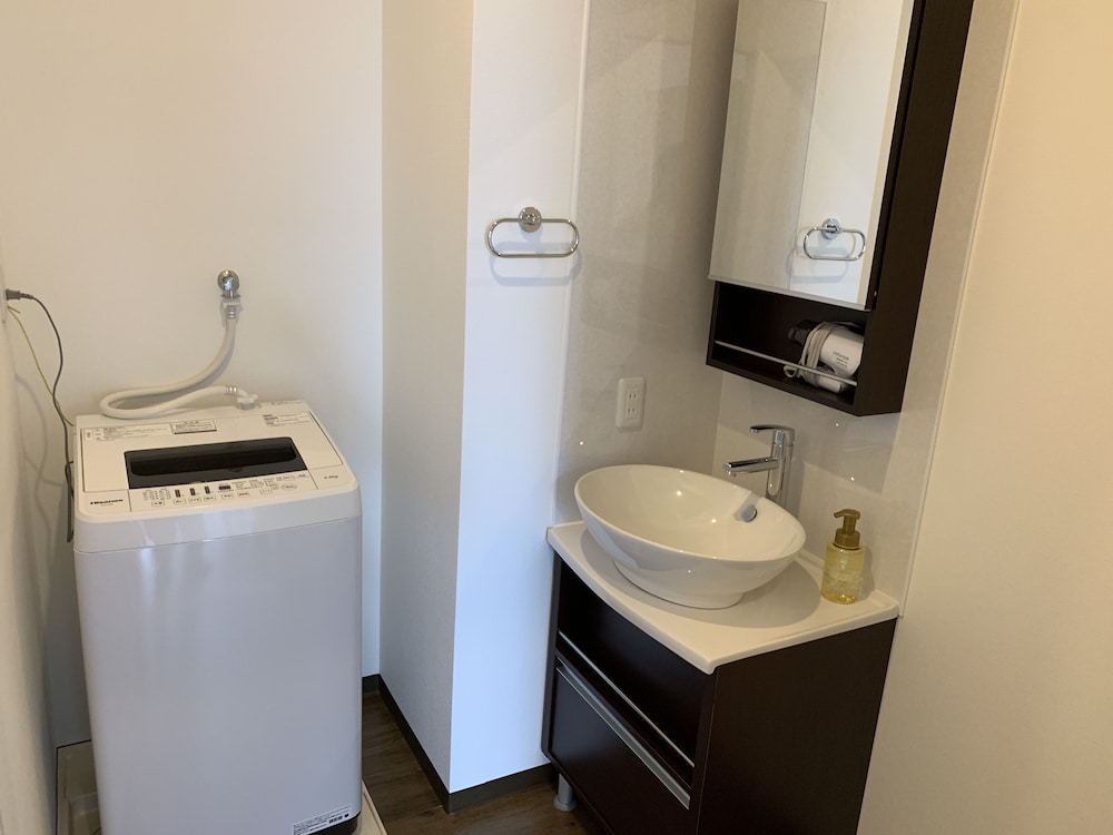 スタンダード ツインルーム 客室の設備とサービス0 | Mr.KINJO in TOMIGUSUKU