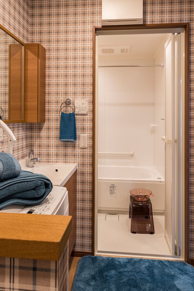 4人部屋 専用バスルーム付 バスルーム0 | Kamakura Del Costa