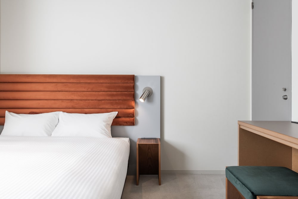 Standard Double 客室1 | KIRO 広島 by THE SHARE HOTELS