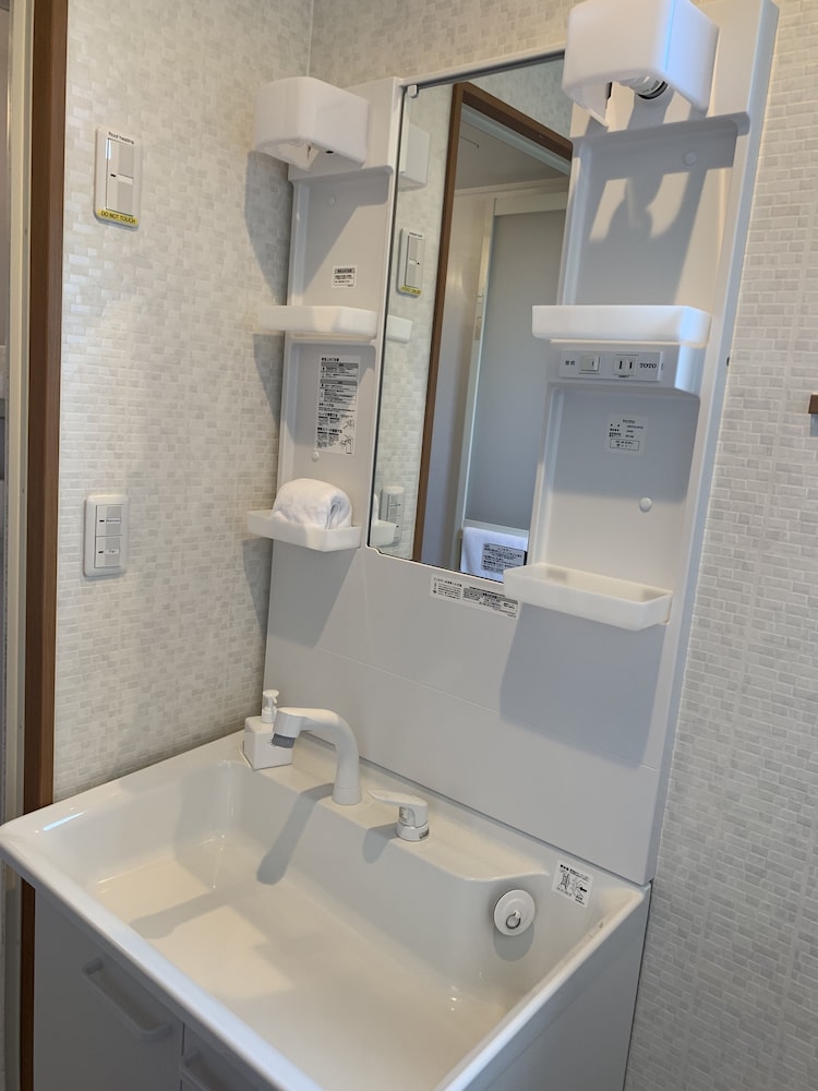 Diamond Dust Furano - ユニット 1F バスルームのシンク0 | ダイアモンドダスト ダスト フラノ