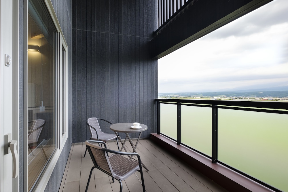 ハウス 5 ベッドルーム マウンテンビュー 部屋からの景観2 | Furano Lookout