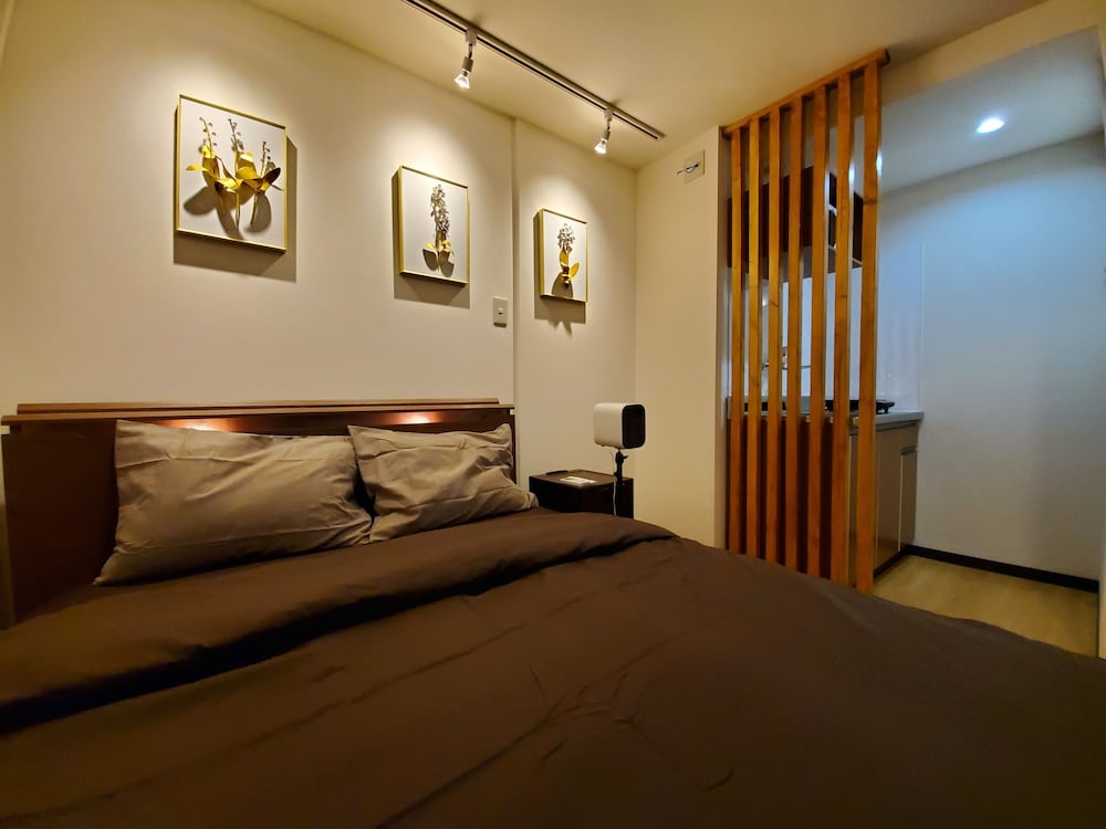 コンフォート ダブルルーム 客室5 | Sakuranomiya Hotel-Self Service