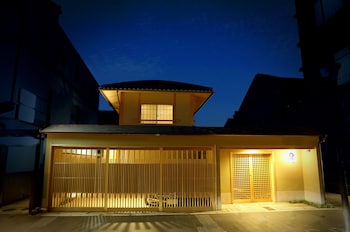 丸 和泉屋町