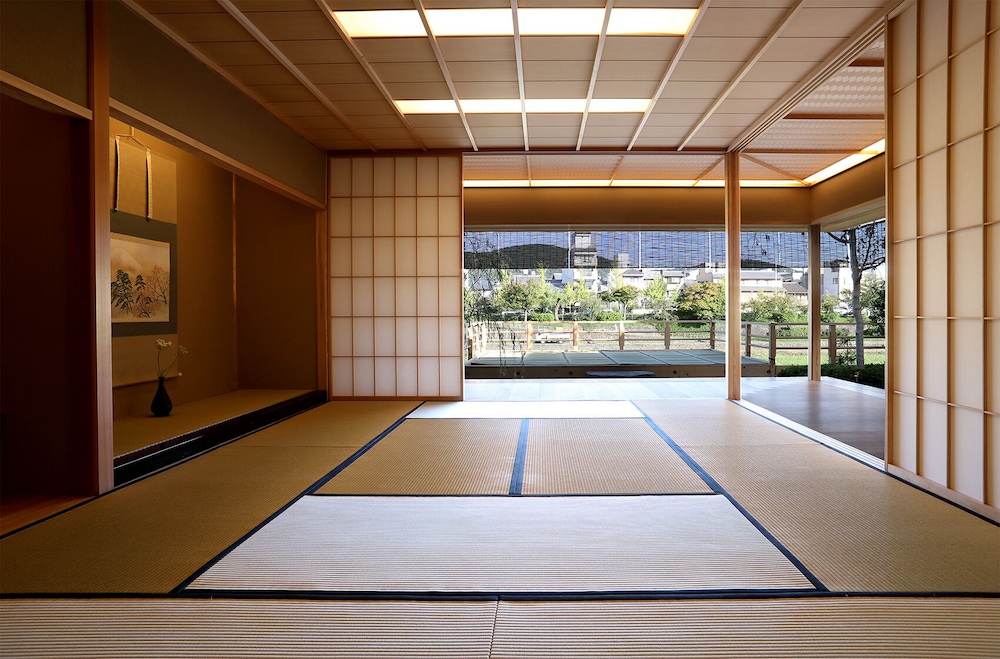 客室1 | 丸 和泉屋町 客室1 | 丸 和泉屋町