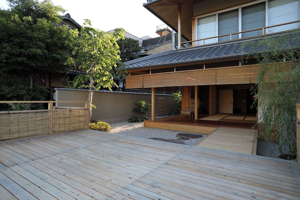 一棟貸し テラス / パティオ3 | 丸 和泉屋町