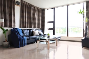 Hotel Upi – コンドミニアムホテル美浜ウーピー