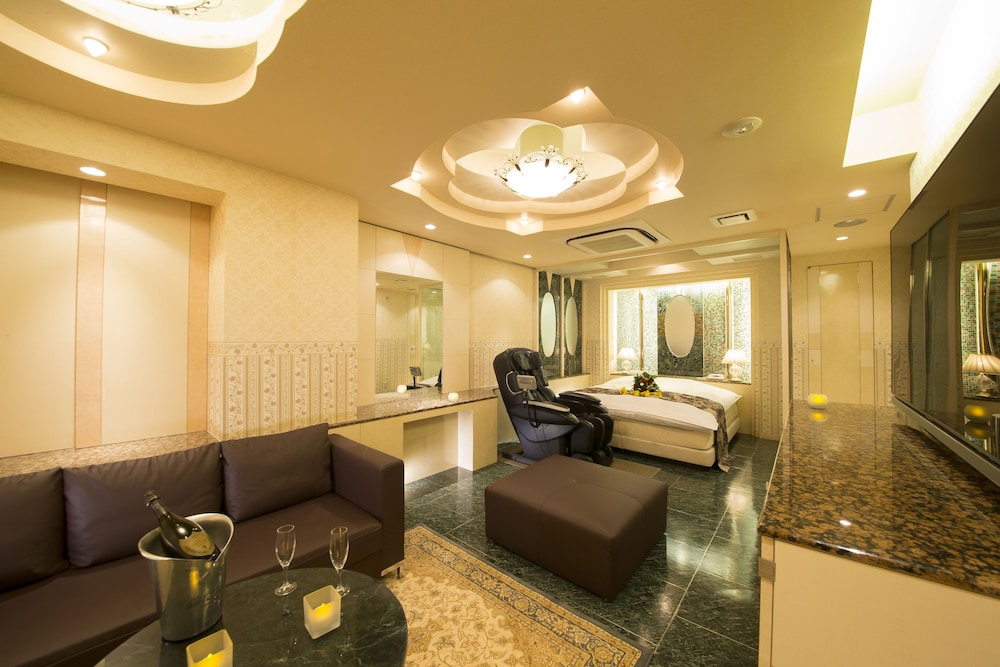 デラックス ダブルルーム | ラッキー サン