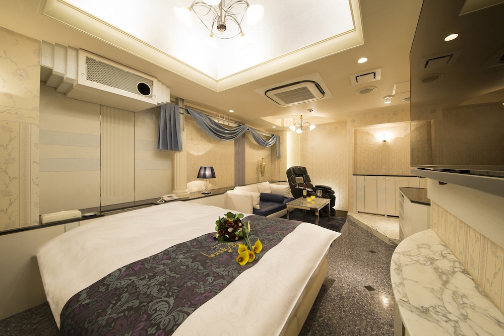 デラックス ダブルルーム 客室4 | ラッキー サン