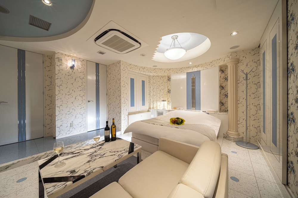 デラックス ダブルルーム 客室1 | ラッキー サン