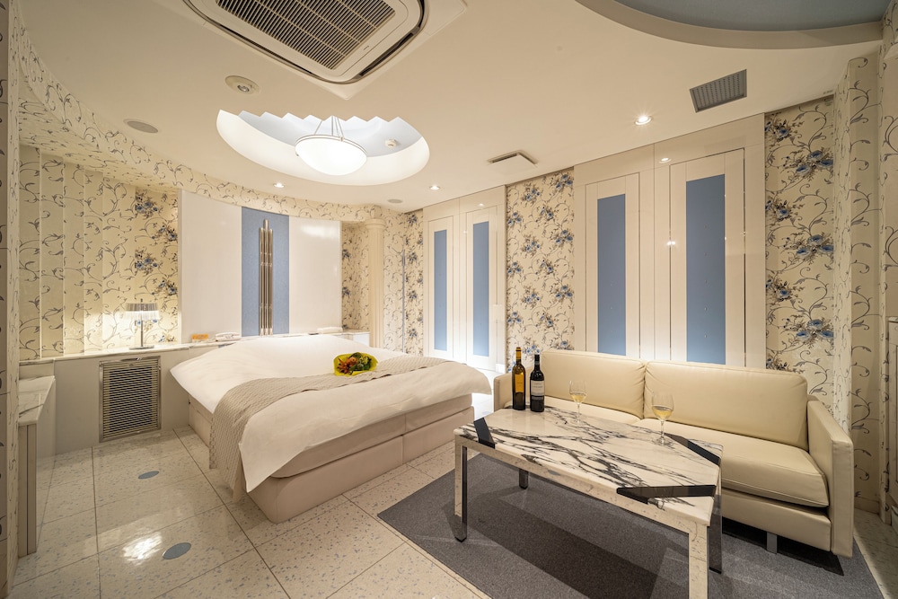 デラックス ダブルルーム | ラッキー サン