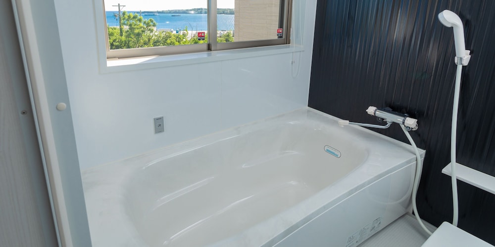 ヴィラ・シャルム バスルーム0 | ヴィラ シャルム