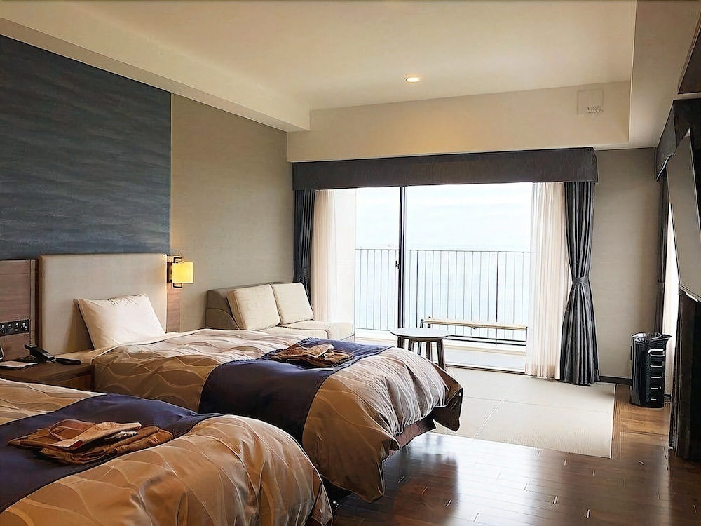 スーペリア ルーム 客室1 | REX HOTEL 別府