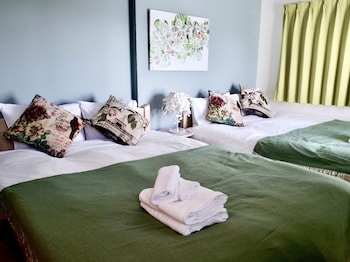 C9 Haneda Maison Philippe Omori 903