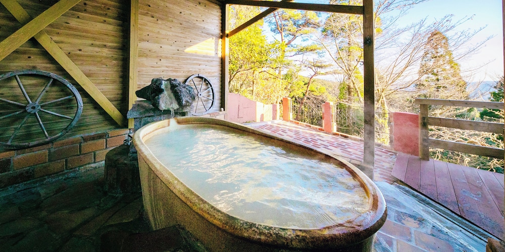 プレミアムスイートヴィラ バスルーム0 | 天からの贈り物 Villa Montpetre