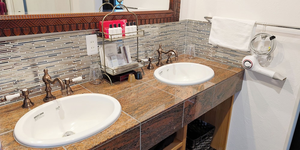 プレミアムスイートヴィラ 客室2 | 天からの贈り物 Villa Montpetre