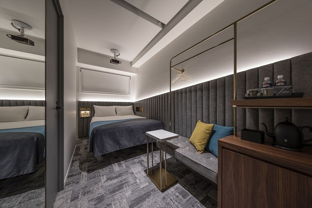 スラッシュ ダブルルーム 客室2 | スラッシュ川崎