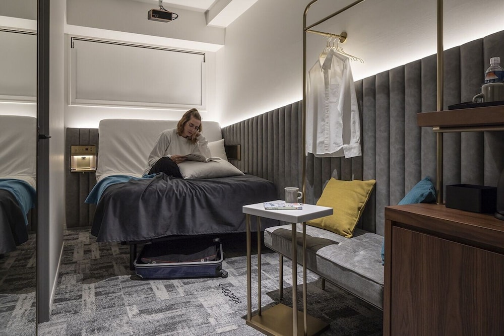 スラッシュ ダブルルーム 客室3 | スラッシュ川崎