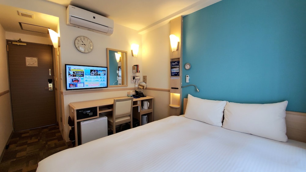 エコノミー ダブルルーム 喫煙可 客室1 | 東横INN大阪天神橋筋六丁目