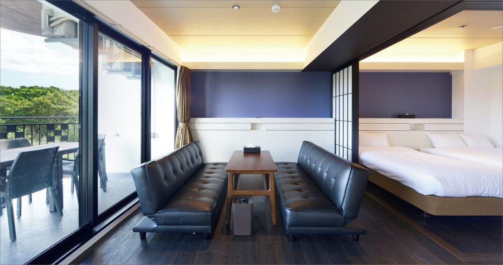 スタンダードフロア 客室6 | カリーコンド 美ら海