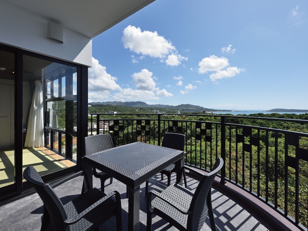 トップフロア バルコニーからの眺望0 | カリーコンド 美ら海