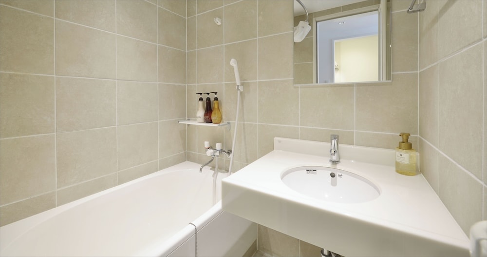 ツインルーム バスルーム0 | カリーコンド 美ら海