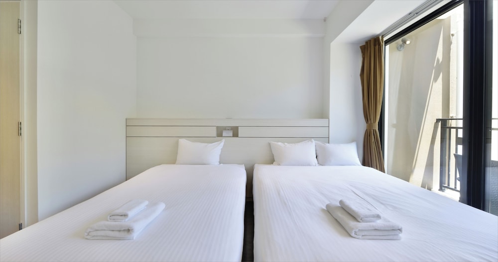 ツインルーム 客室1 | カリーコンド 美ら海