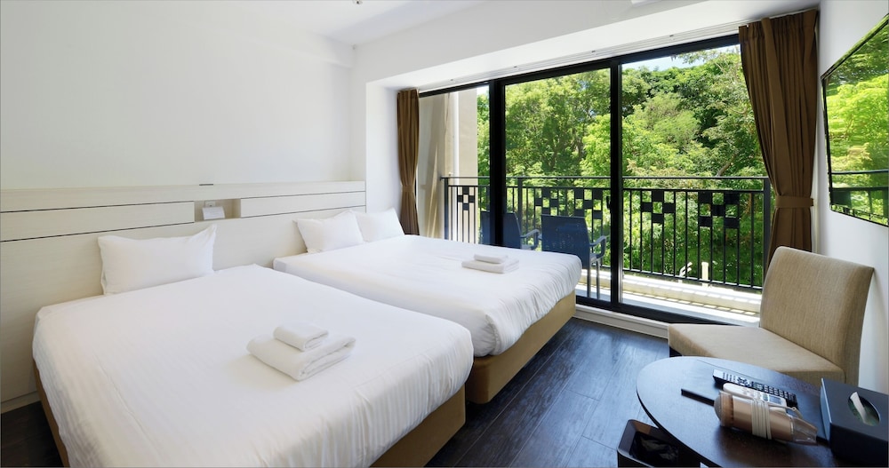 ツインルーム 客室2 | カリーコンド 美ら海