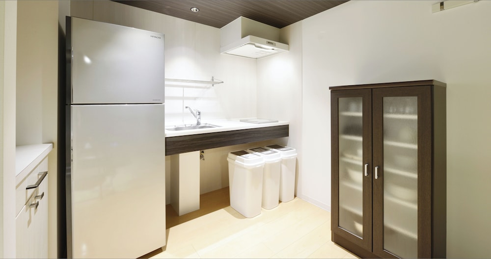 スタンダードフロア 専用キッチン1 | カリーコンド 美ら海