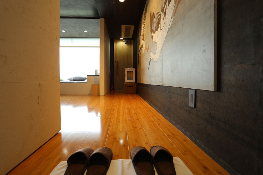 [鸛巣 KOUNOSU] プライベートプール付き絶景ヴィラ 客室6 | MUKAKA VILLA 鸛巣