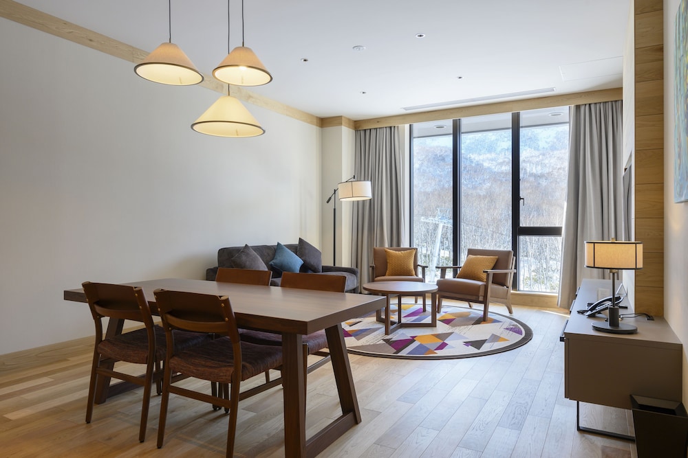 スイート 2 ベッドルーム 客室1 | Yu Kiroro