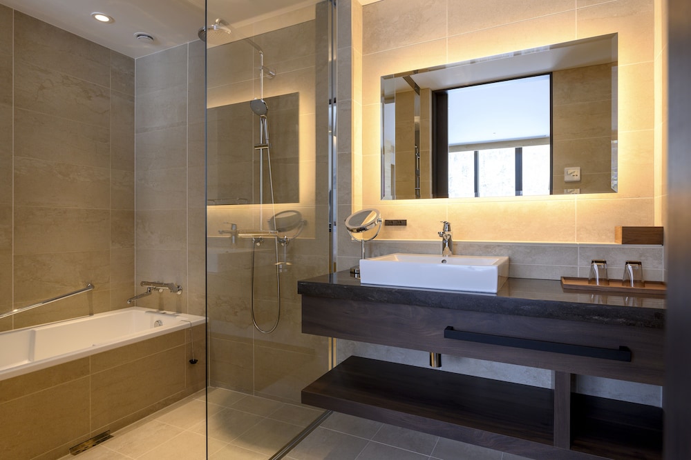 スイート 3 ベッドルーム バスルーム0 | Yu Kiroro