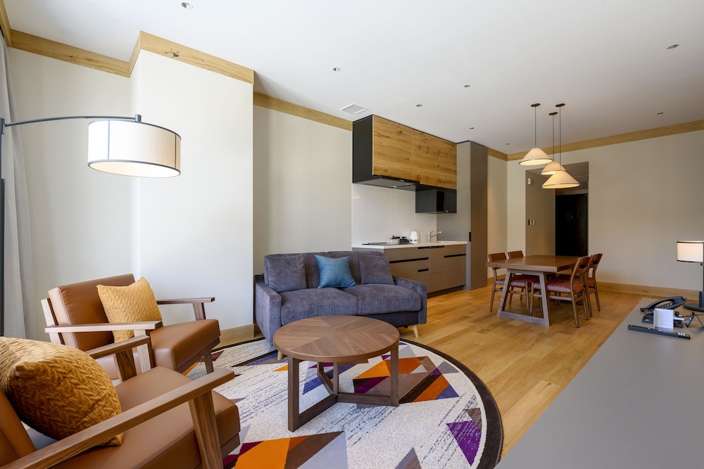 スイート 2 ベッドルーム 専用キッチン1 | Yu Kiroro