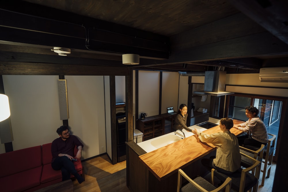 一棟貸し ダイニングルーム1 | 蓮華庵