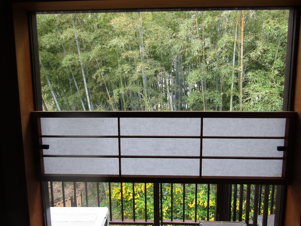 千広 10畳 禁煙 ガーデン ビュー0 | 高志の宿 高島屋