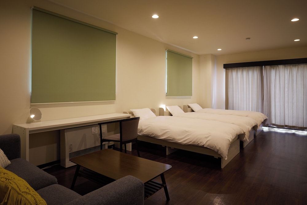 ファミリー スイート 客室3 | いこいヴィラ