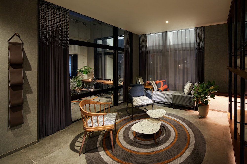 ライブリー ロフトルーム テラス付き 客室2 | THE LIVELY 東京麻布十番(ザ・ライブリー東京麻布十番)