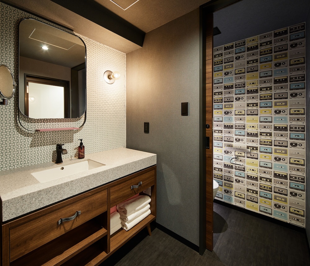 ライブリー キングルーム バスルームのシンク0 | THE LIVELY 東京麻布十番(ザ・ライブリー東京麻布十番)