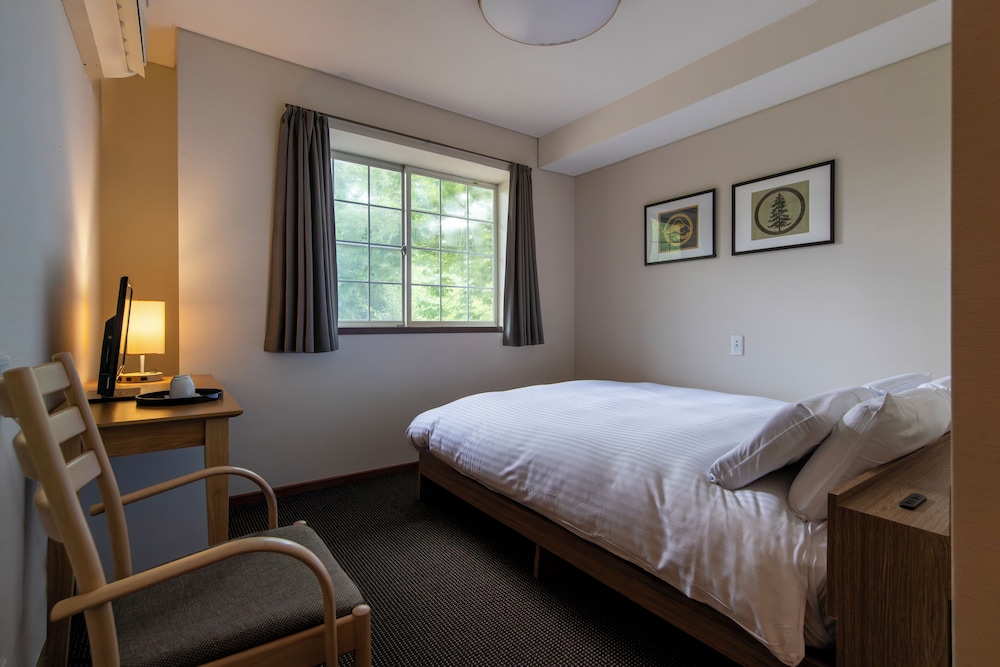 本館スタンダードダブル 禁煙 客室1 | FUJIYAMA INN CONIFER